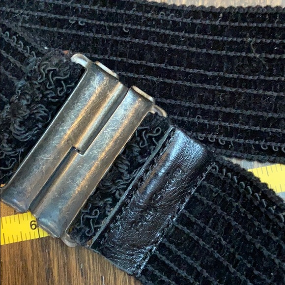 2/$20 Betty Barclay stretch black woven belt - Picture 4 of 4